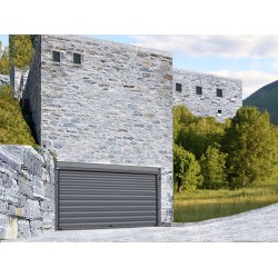 Γκαραζοπορτες ρολα, Γκαραζοπορτα  σε πετρινο σπιτι στην Μανη