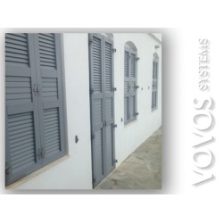 Συνθετικα pvc κουφωματα Aluplast σε  παραδοσιακα  πατζουρια  συνδιασμος  γαλλικο γερμανικο σχεδιο στο Ανω Πεταλι Σιφνος