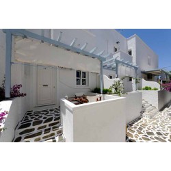 Συνθετικα Ενεργειακα Κουφωματα, Νησιωτικα Παραδοσιακα Κουφωματα pvc  στο Ξενοδοχειο "Filoxenia"  στην Μηλο