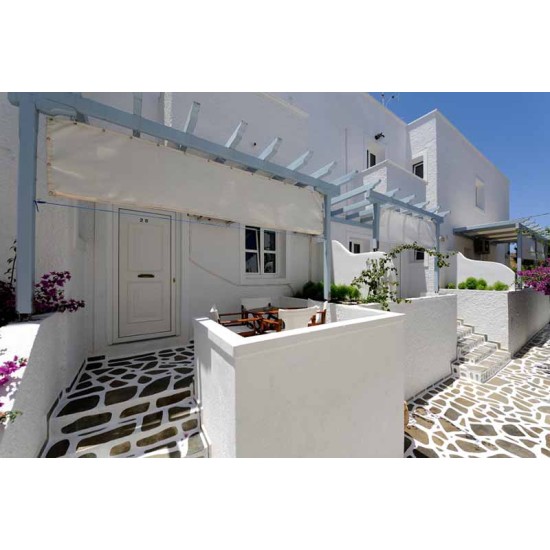 Συνθετικα Ενεργειακα Κουφωματα, Νησιωτικα Παραδοσιακα Κουφωματα pvc  στο Ξενοδοχειο "Filoxenia"  στην Μηλο