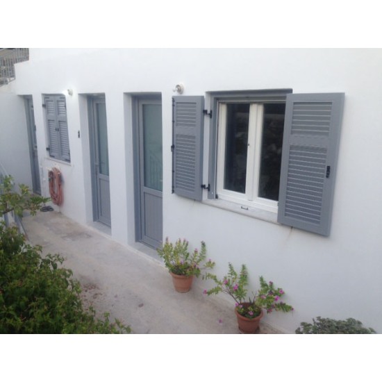 Ενεργειακα Συνθετικα Κουφωματα Kommerling , pvc πορτες , παραθυρα ,πατζουρια σε κατοικια στην Σιφνο