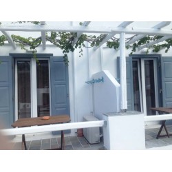 Ξυλινα Ενεργειακα Παραδοσιακα Κουφωματα , Πατζουρια Ταμπλαδωτα  Κοντρα Πλακε Θαλασσης με ανεξιτηλους μεντεσεδες στα studios "ΝΥΜΦΕΣ"  Σιφνος 