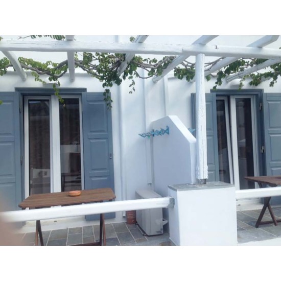 Ξυλινα Ενεργειακα Παραδοσιακα Κουφωματα , Πατζουρια Ταμπλαδωτα  Κοντρα Πλακε Θαλασσης με ανεξιτηλους μεντεσεδες στα studios "ΝΥΜΦΕΣ"  Σιφνος 