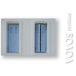 Ξυλινα κουφωματα , Παντζουρια Διφυλλα με ταμπλα και γριλια απο ξυλο Μεραντι σε σπιτι στα Κυθηρα 