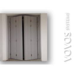 Ξυλινα Κουφωματα, Πατζουρια παραδοσιακα ραμποτε αναδιπλουμενα στο "studios Nεφελη"  Πολλωνια Μηλος