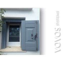 Ξυλινα Πατζουρια, Ταμπλαδωτα Νησιωτικα απο Κοντρα πλακε θαλασσης στα "studios Νυμφες "  Σιφνος Καμαρες