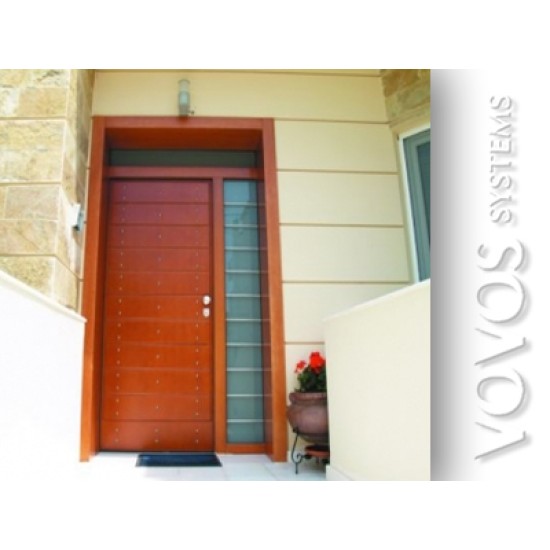 Πορτες Ασφαλειας, Μοντερνα θωρακισμενη πορτα μονοκατοικιας με ενα σταθερο τζαμι ασφαλειας, στον Πειραια