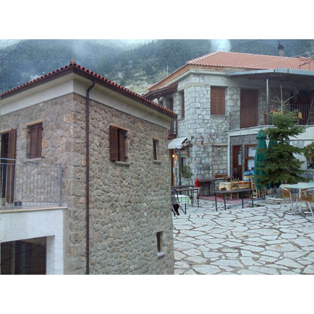 Συνθετικα Kουφωματα, Eνεργειακα κουφωματα  pvc Kommerling σε απομιμιση ξυλου  στις Αιγες -ΑΧΑΙΑ