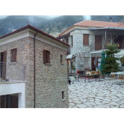 Συνθετικα Kουφωματα, Eνεργειακα κουφωματα  pvc Kommerling σε απομιμιση ξυλου  στις Αιγες -ΑΧΑΙΑ