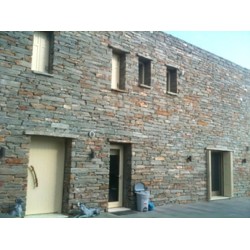 Ξυλινα Κουφωματα , Πορτες , παραθυρα, πατζουρια σε κατοικια  στον Κουνδουρο - Τζια