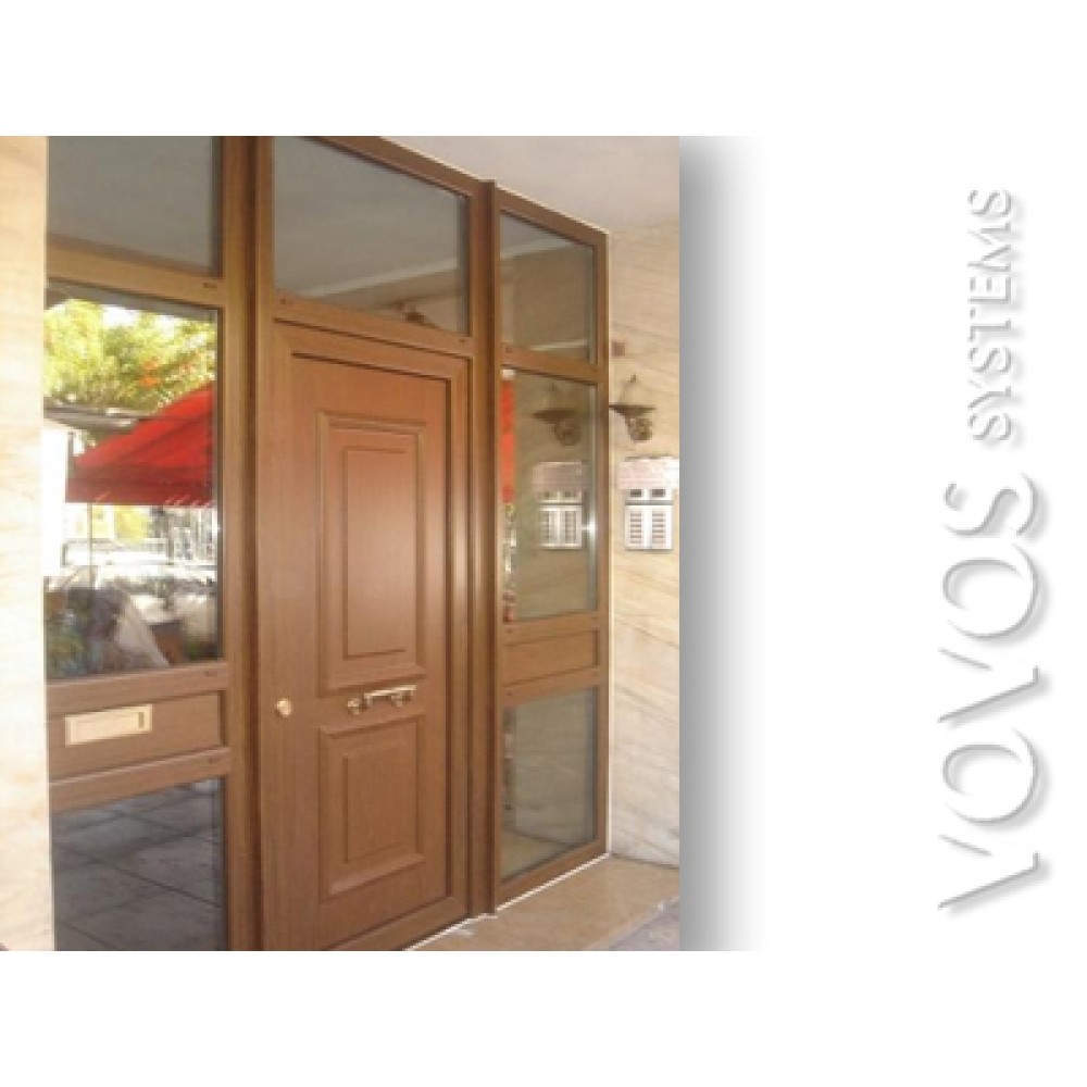 Συνθετικη Eξωπορτα  πολυκατοικιας με σταθερα πλαινα  σε χρωμα καρυδιας στην οδο Αφεντουλη στον Πειραια