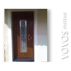 Εξωπορτες pvc, Πορτα εισοδου με ανοξειδωτα φινιρισματα και κρυσταλλο αμμοβολης σε μοντερνα σχεδια στην Ελευσινα