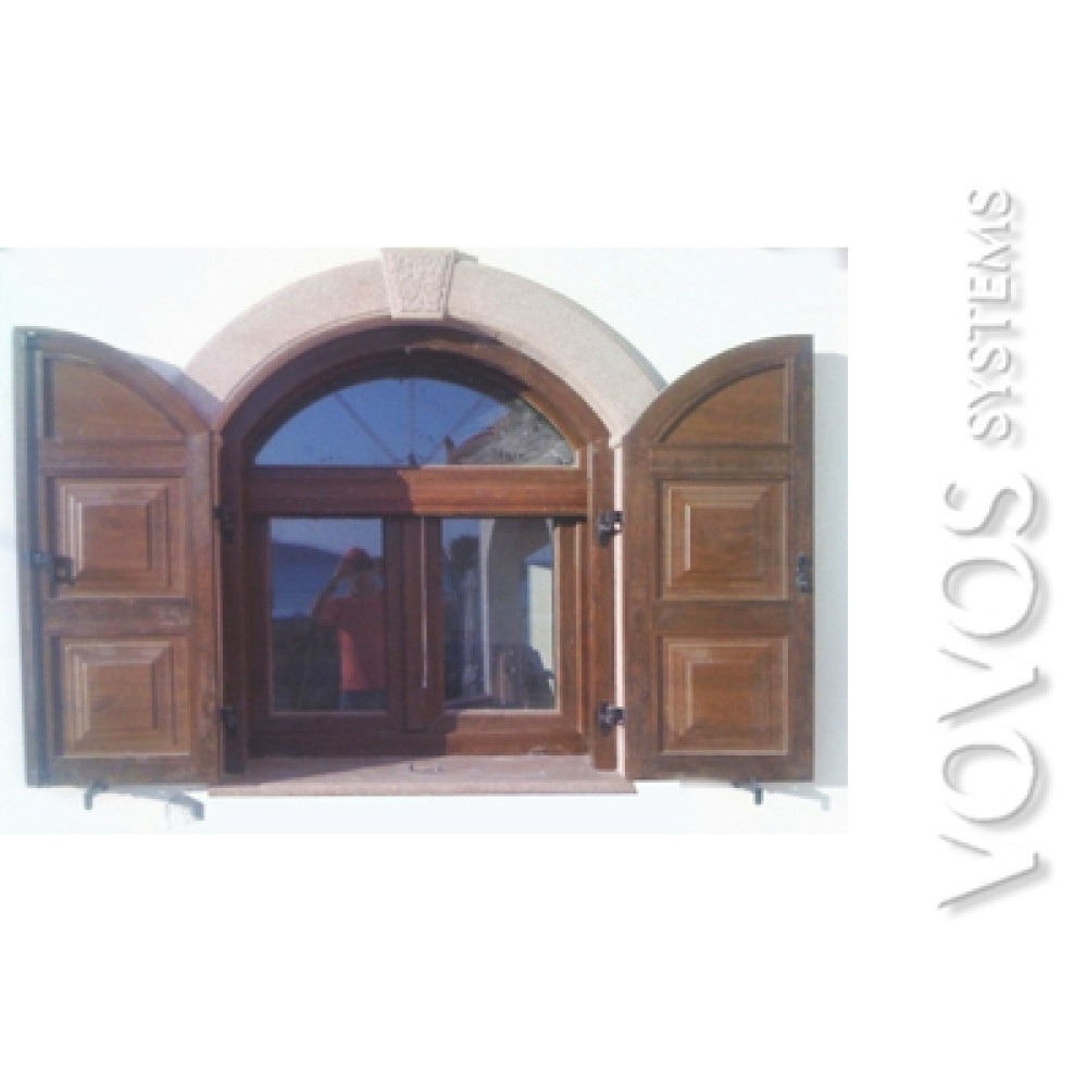 Συνθετικα Κουφωματα, Παραθυρα Αψιδα με φεγγιτη  ,  πατζουρι με αναγλυφους ταμπλαδες  στο Σιγρι Μυτιληνης 