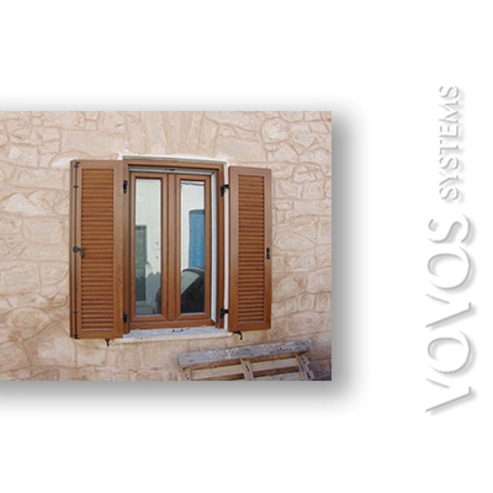 Συνθετικα παραδοσιακα  κλασικα  παραθυρα , πατζουρια, Πορτες απομιμηση Ξυλου  σε πετρινο σπιτι στην Αγινα