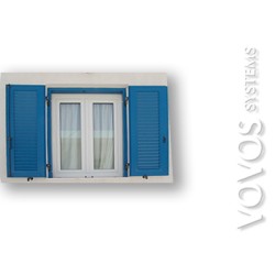 Συνθετικα  παραθυρα ,  πατζουρια σχεδιο γαλλικο φυλλαρακι  σε νησιωτικα παραθαλασσια εξοχικα σπιτια  στη Σαλαμινα