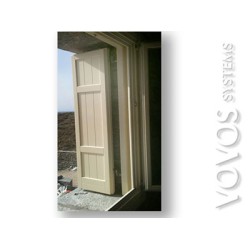 Ξυλινα Πορτες - Παραθυρα, Πατζουρια παραδοσιακα μασιφ ραμποτε καθετο στη Μυκονο