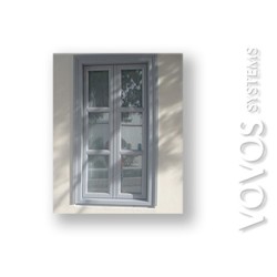 Ξυλινα κουφωματα, Παραδοσιακα ξυλινα παραθυρα νησιωτικο με καιτια στον Πορο Τροιζηνιας 