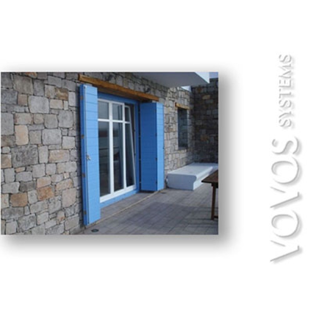 Ξυλινα Κουφωματα ,Παραδοσιακα ραμποτε μασιφ πατζουρια  σε μπαλκονοπορτα στην Μυκονο