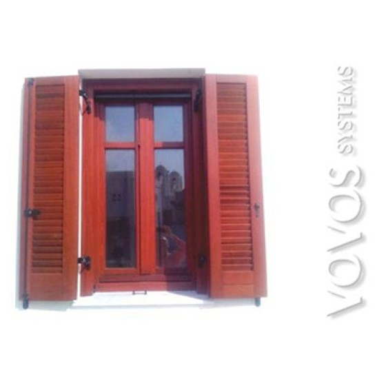 Ξυλινα Κουφωματα , Παραδοσιακο παραθυρο με  πατζουρι γριλια  στην Πλακα Μηλου