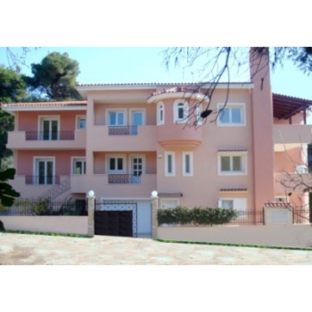 Συνθετικα κουφωματα οικιων μοντερνα κατοικια στον Αγ. Στεφανο Αττικης συστηματα Kommerling