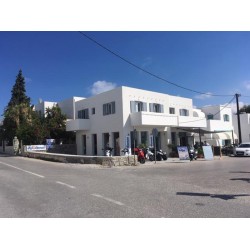 Συνθετικα κουφωματα στην Μηλο