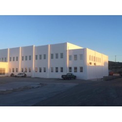 Συνθετικα κουφωματα στην Μηλο